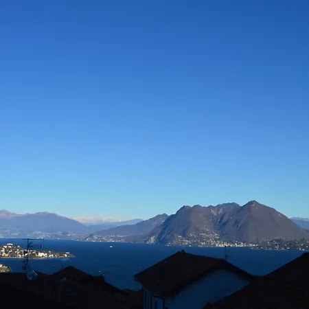 Semesterbostad Casa Della Rosina Stresa